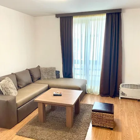 Steps From Gondola Private Underground Parking By Si Apartman *