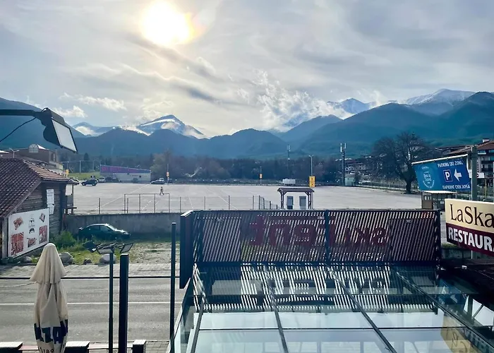 Steps From Gondola Private Underground Parking By Si דירה *